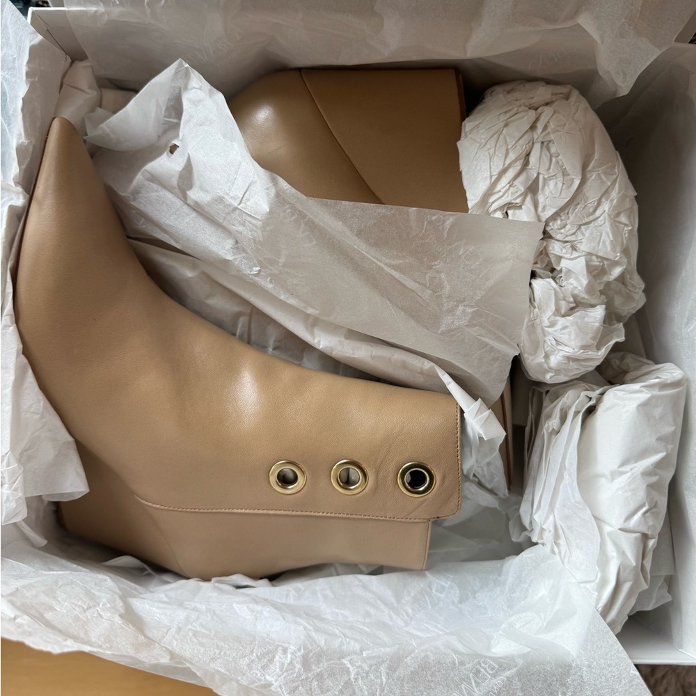LK Bennett Brie Tan Ankle Booties size 38 Eu